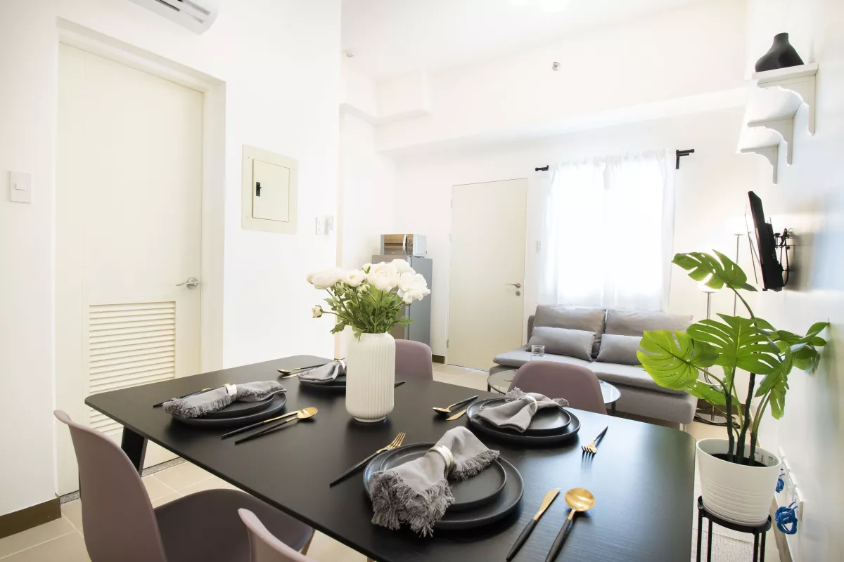 "Fully Furnished 2BR Condo for Rent in Infina Towers, Quezon City"08