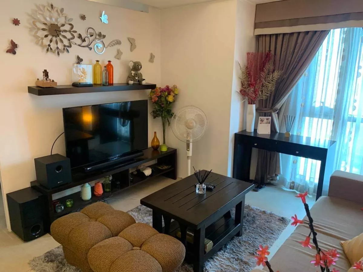 "Fully furnished 1BR condominium For Rent in Ortigas Business Center, Mandaluyong"02