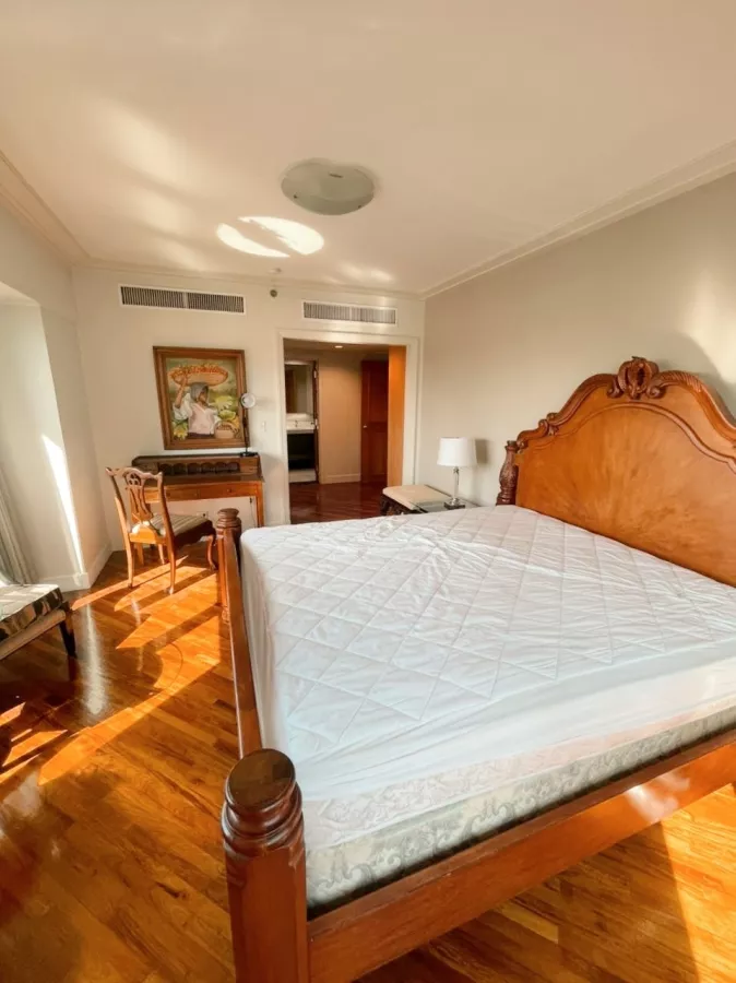"Newly Furnish 3BR Condominium unit at Hidalgo Place, Rockwell, Makati"02