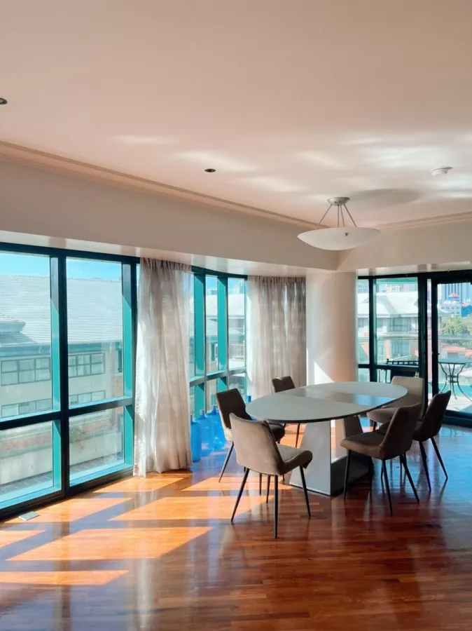 "Newly Furnish 3BR Condominium unit at Hidalgo Place, Rockwell, Makati"04