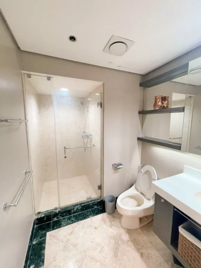 "Newly Furnish 3BR Condominium unit at Hidalgo Place, Rockwell, Makati"06