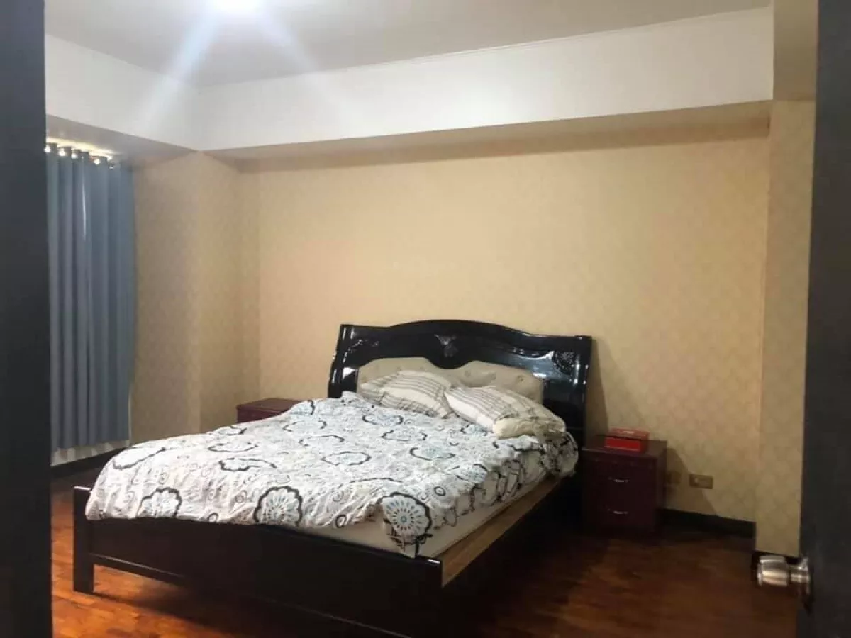 "For Lease 3 BR Condo unit at Bayview International Tower 2, Parañaque"06