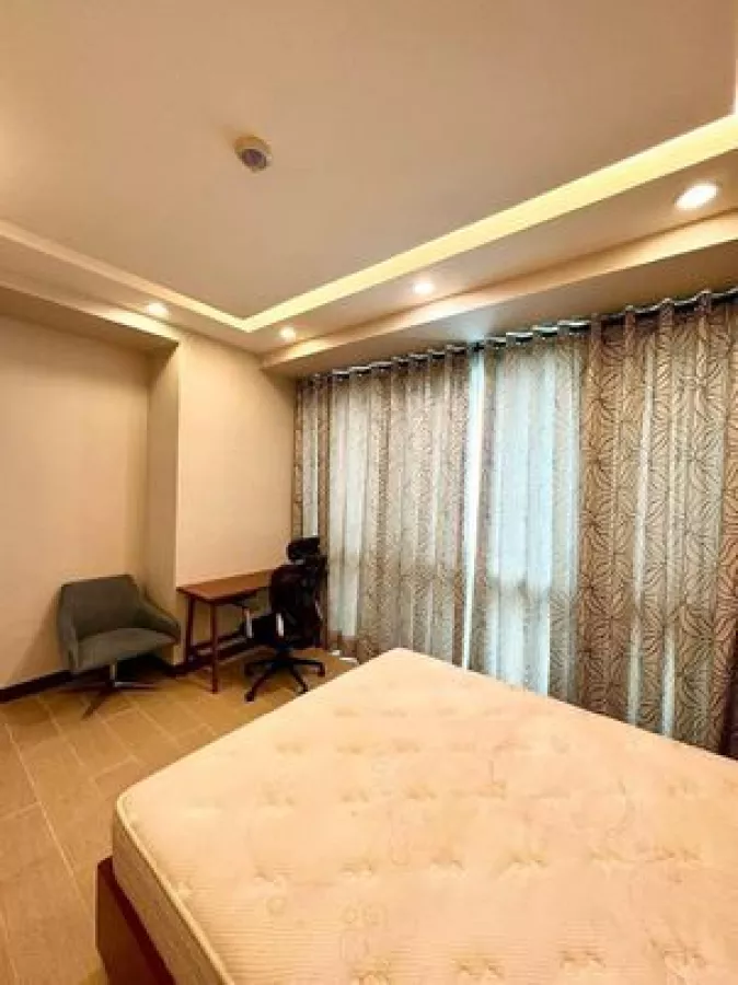2 bedroom Fully furnished Eight Forbestown Golf View Residences For Lease (BGC)05