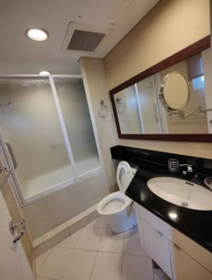 "Condominium For Rent in Manansala Tower Rockwell, Makati City"04