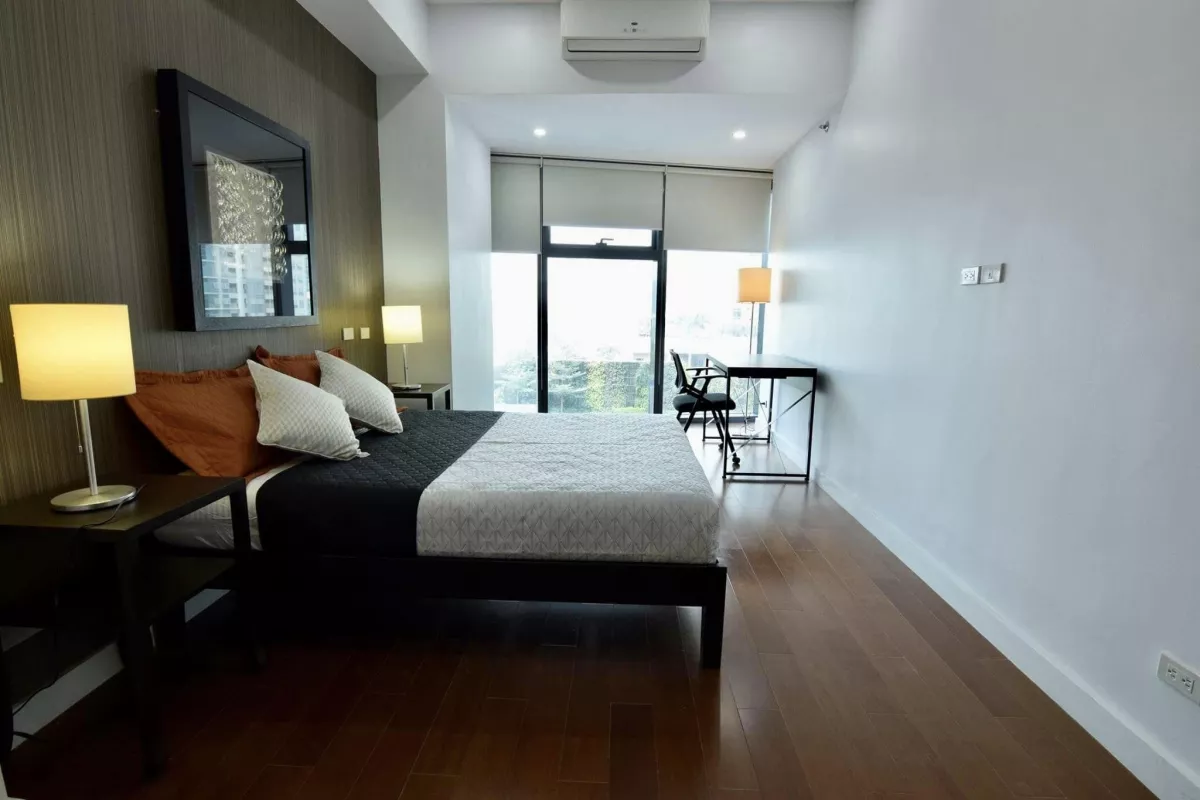 Grand Hyatt Manila For Rent Condo BGC Taguig05