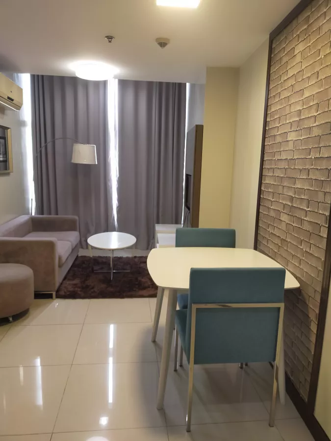 "Fully Furnished One Bedroom Fo Rent, One Central Condominium, Megaworld Makati"02