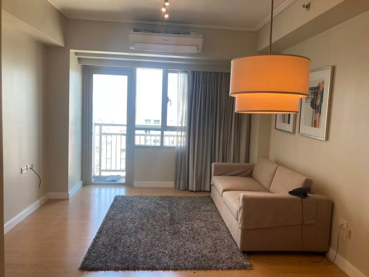 For Rent 1BR The Grove07
