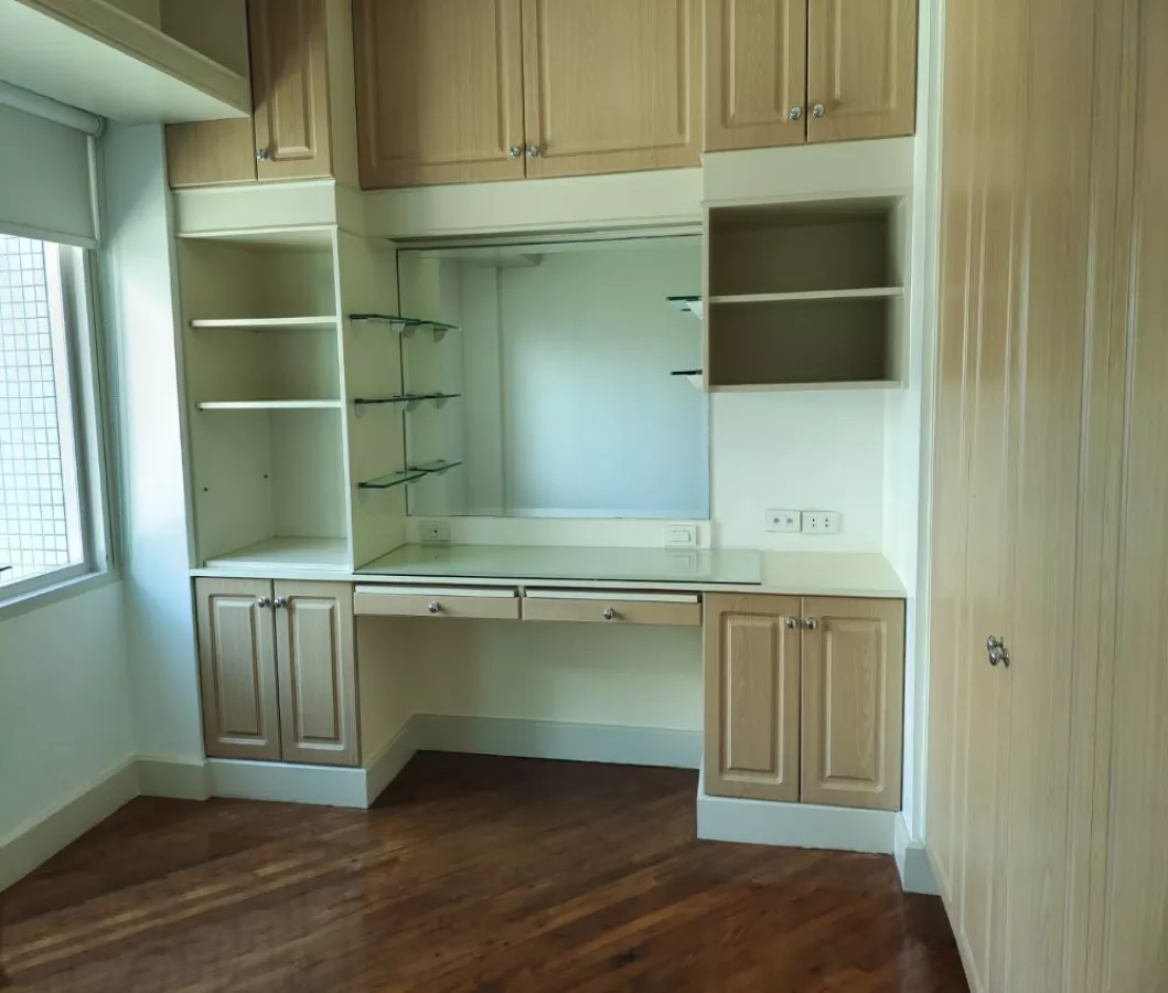 For Lease 3 Bedroom in Hidalgo Place Rockwell Makati03