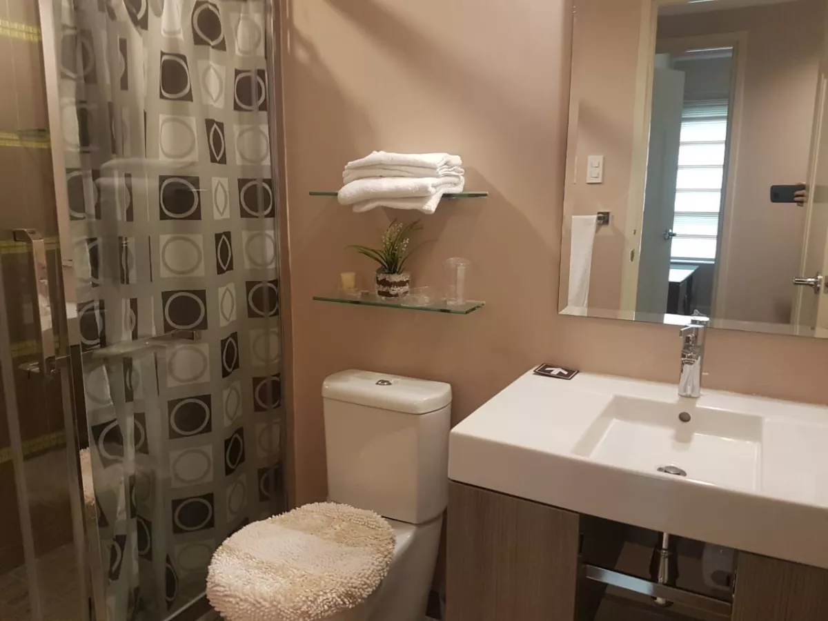 For Lease 2 Bedroom in Edades Tower and Garden Villas Rockwell Makati05