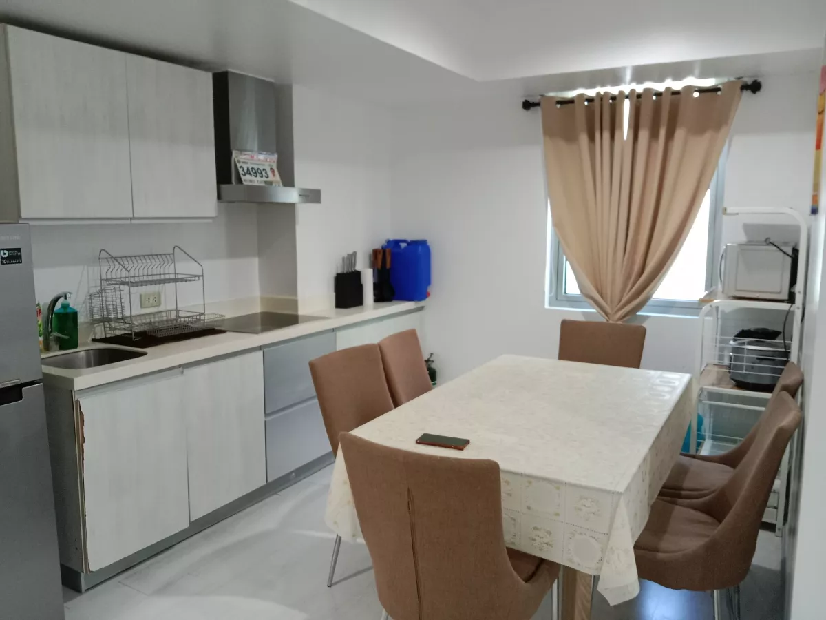 Azure 2BR Deluxe (Tagged as 3BR) 8 Pax Tropez Beach View Bicutan Parañaque04