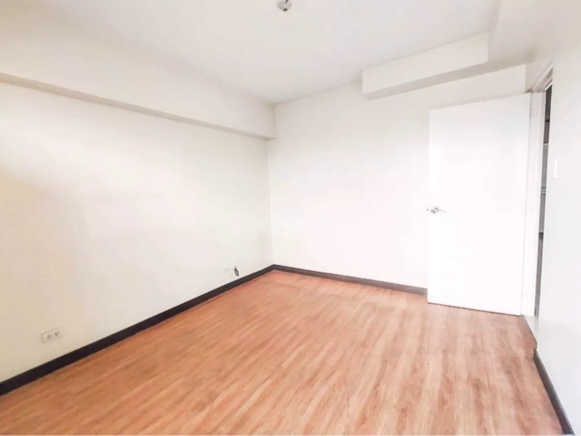 condo in quezon city for rent 2 bedroom bare unit | zinnia towers03