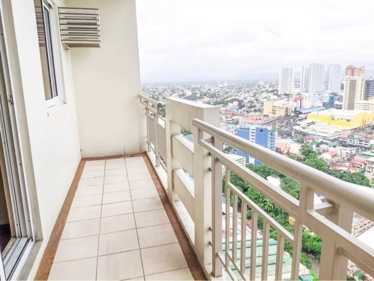 condo in quezon city for rent 2 bedroom bare unit | zinnia towers06