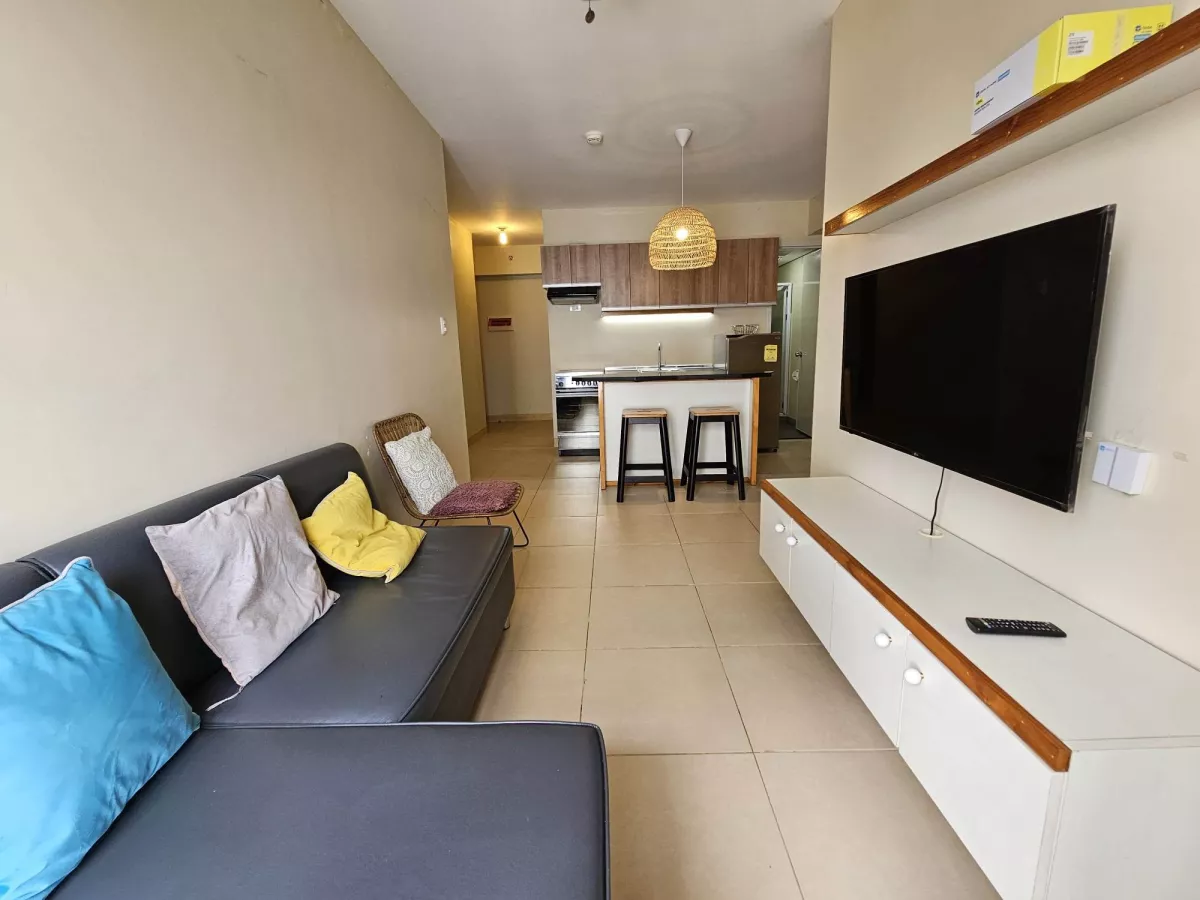 "Condominium For Rent in Cebu : 2-Bedroom Avida Tower- I.T. Park, Lahug Cebu City"03