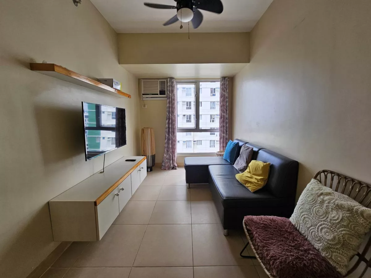 "Condominium For Rent in Cebu : 2-Bedroom Avida Tower- I.T. Park, Lahug Cebu City"05