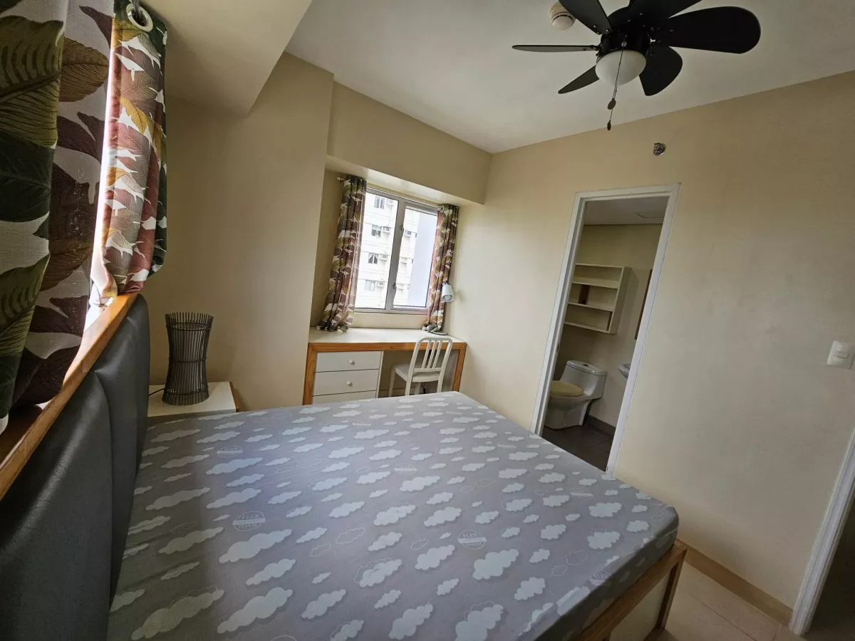 "Condominium For Rent in Cebu : 2-Bedroom Avida Tower- I.T. Park, Lahug Cebu City"08
