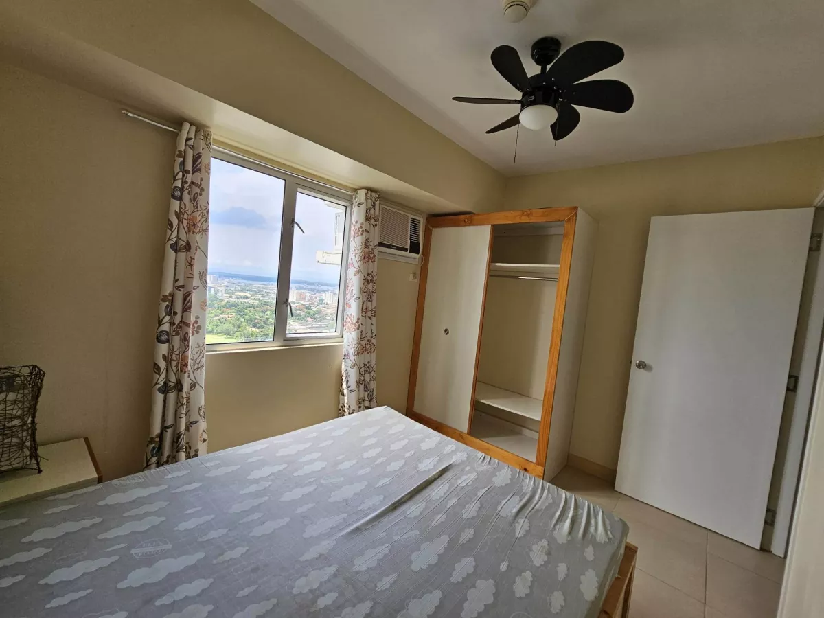 "Condominium For Rent in Cebu : 2-Bedroom Avida Tower- I.T. Park, Lahug Cebu City"10