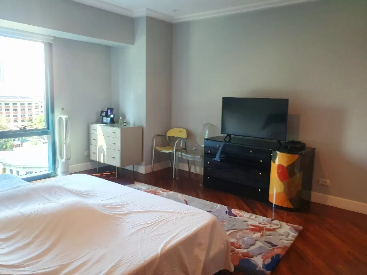"3BR Condominium unit for Lease at Luna Gardens Rockwell, Makati"09