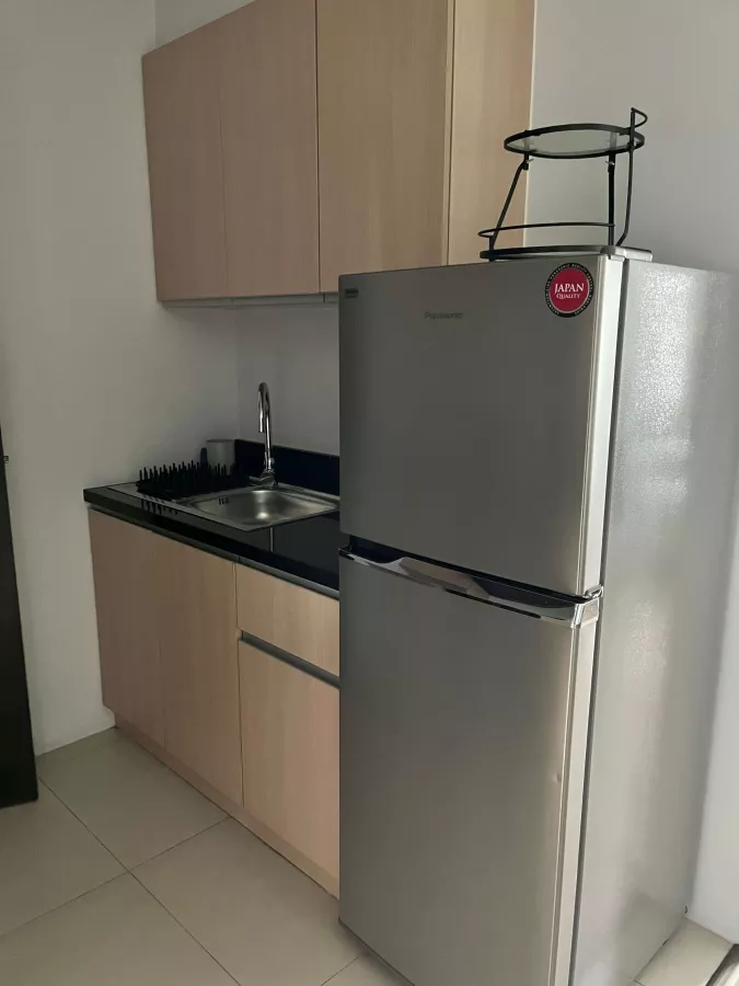 "For rent - Fully Furnished 1BR Condo unit at Two Serendra Meranti Tower, Taguig"10