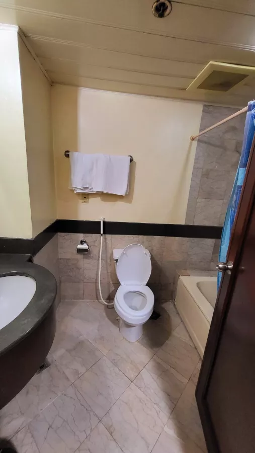 MAKATI for rent near Rockwell Century03
