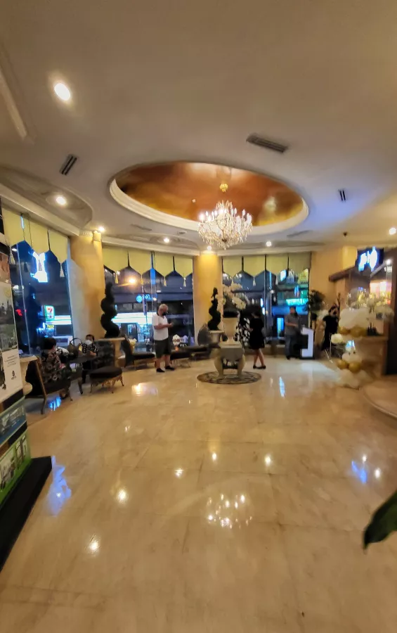 MAKATI for rent near Rockwell Century04