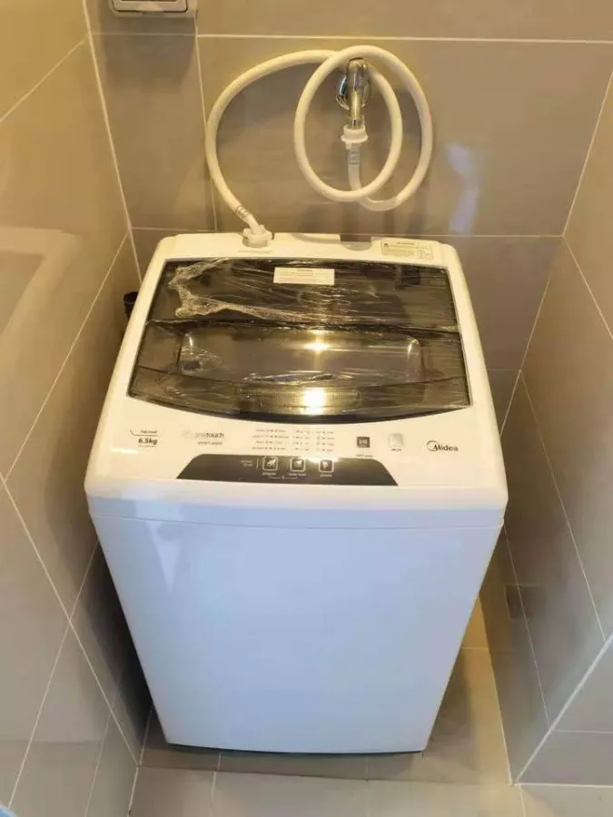 Condominium in Uptown BGC For Rent06