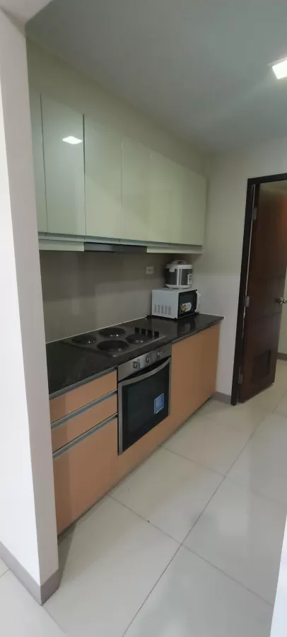 2BR CONDO FOR RENT IN BGC NEAR UPTOWN MALL AND MITSUKOSHI - ONE UPTOWN RESIDENC05
