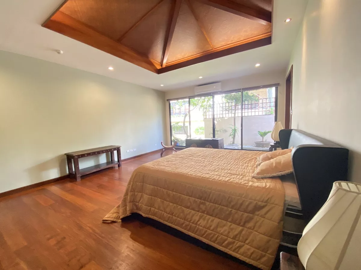 "2 Bedroom Condominium by the Beach For Rent in Lapu-Lapu, Cebu"07