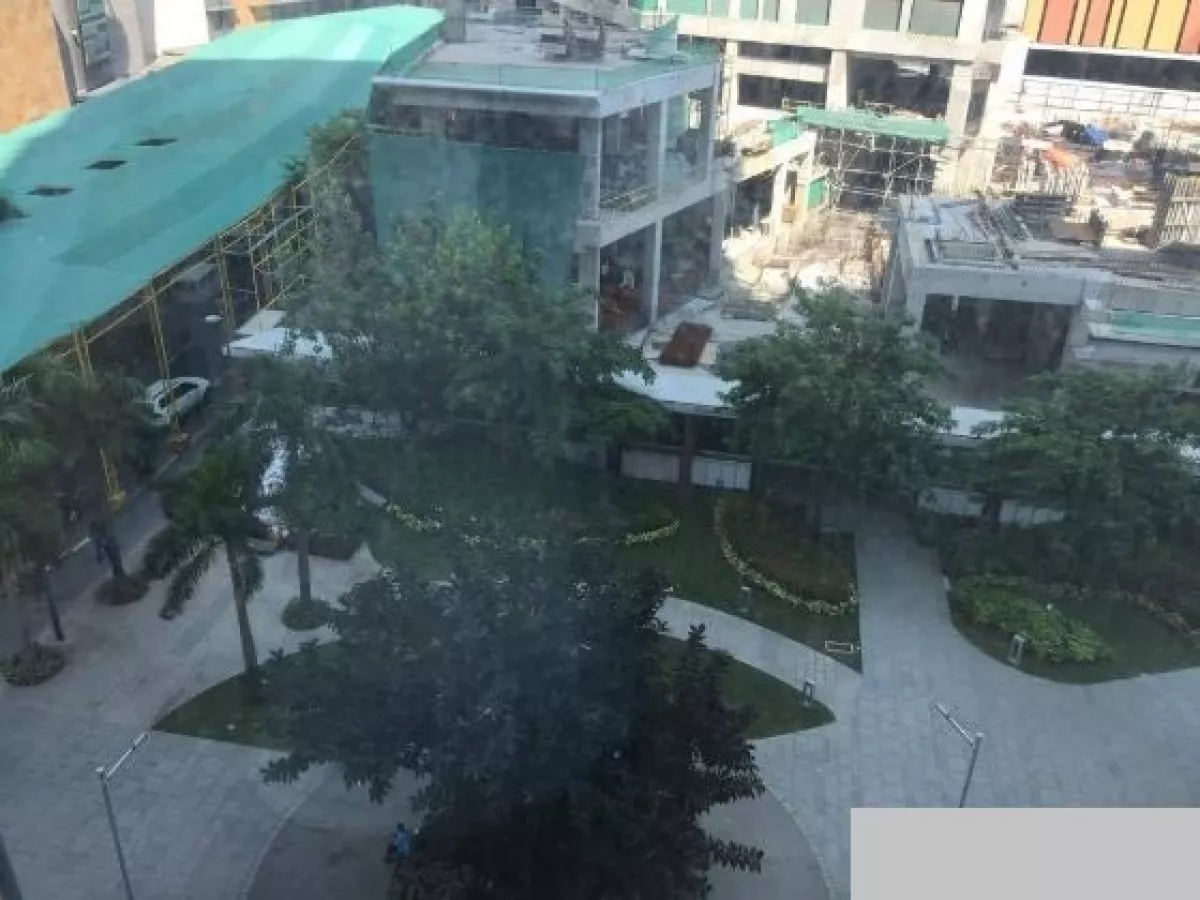 Semi Furnished Studio Unit in Park Terraces Tower 1 in Makati City05