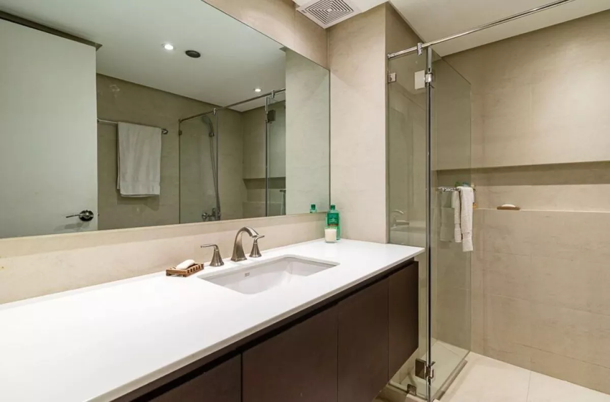"3-Bedroom Condo for rent at Pacific Plaza Ayala Avenue, Makati City"07
