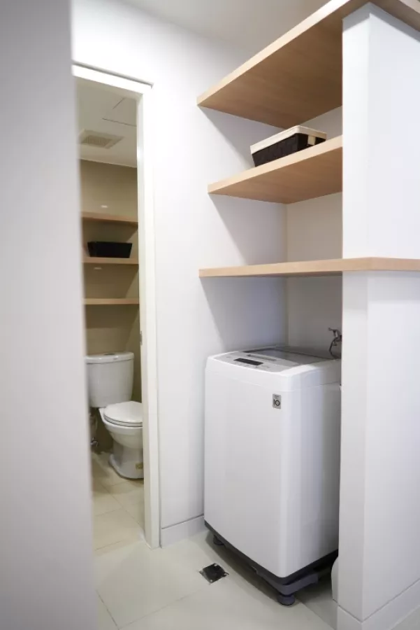 2BR Viceroy Mckinley Hill Taguig for Rent04