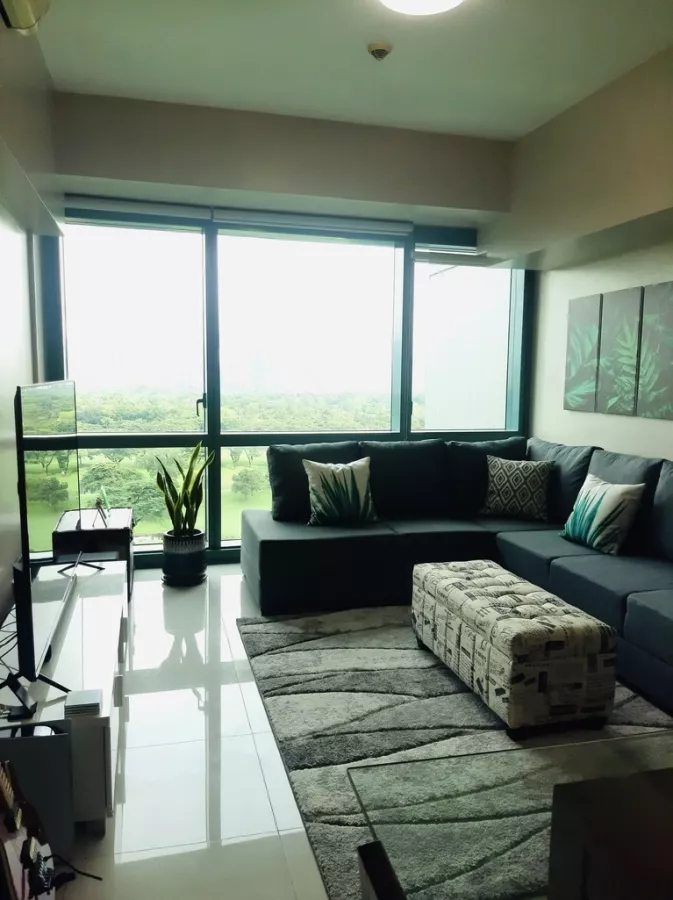 "FOR RENT:  Fully Furnished 2-Bedroom in BGC, 8 Forbestown Road"04