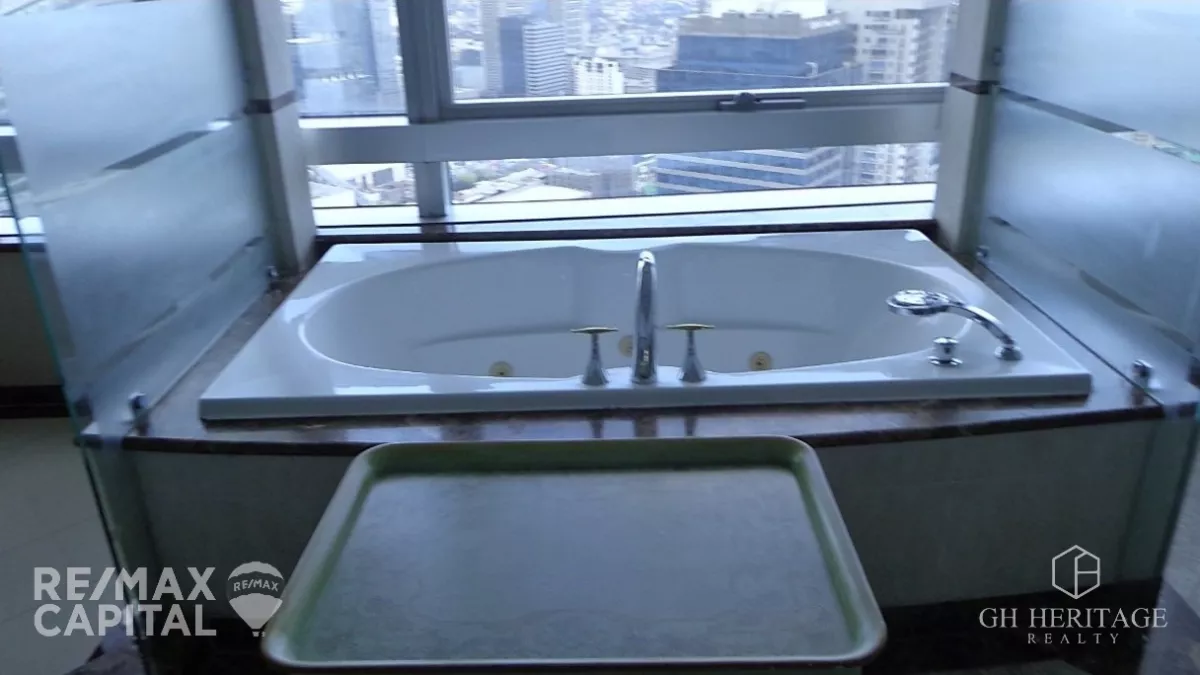 For Lease! Luxurious 3 Bedroom Fully Furnished Unit in Pacific Plaza North Tower10