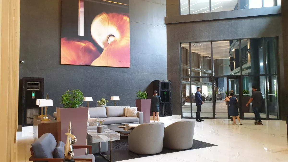"Garden Towers, Makati City, 2 Bedroom Unit with Balcony For Rent"08
