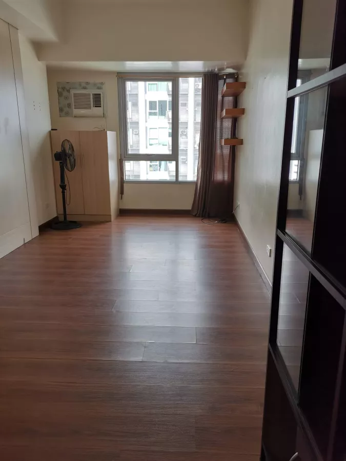 "Studio Condominium Unit for Rent in The Capital Towers, Quezon City"02