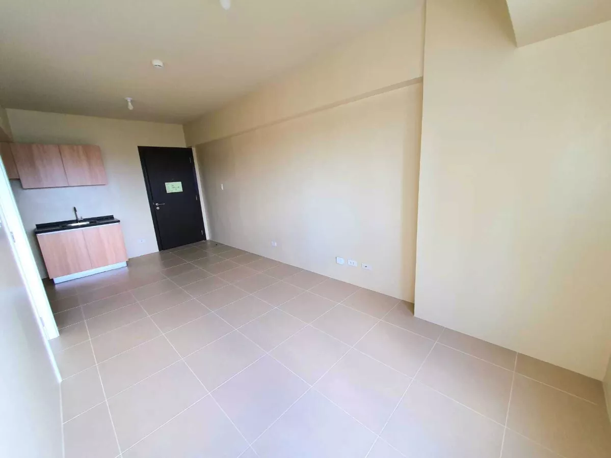 1 Bedroom For Rent at Avida Turf Bonifacio Global City Taguig City02