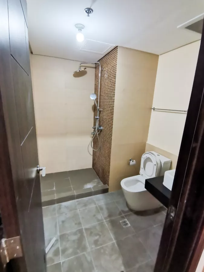 "1 Bedroom Condominium For Rent, The Radiance Manila Bay in Roxas Blvd Pasay"05