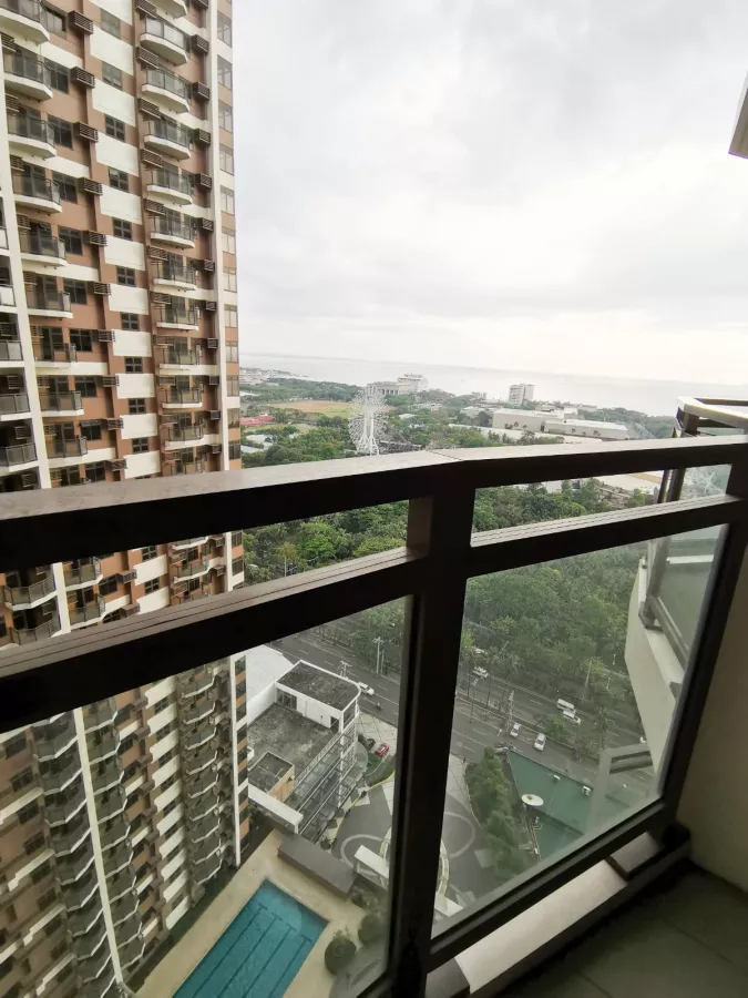 "1 Bedroom Condominium For Rent, The Radiance Manila Bay in Roxas Blvd Pasay"09
