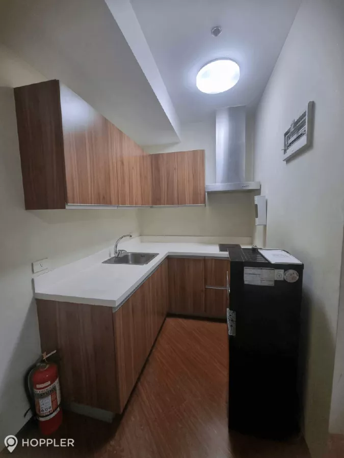 "2BR Condo for Rent in The Gramercy Residences, Poblacion, Makati - RR3221681"06