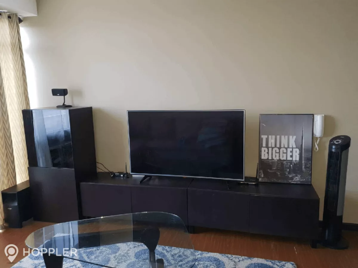 "2BR Condo for Rent in The Gramercy Residences, Poblacion, Makati - RR3221681"07