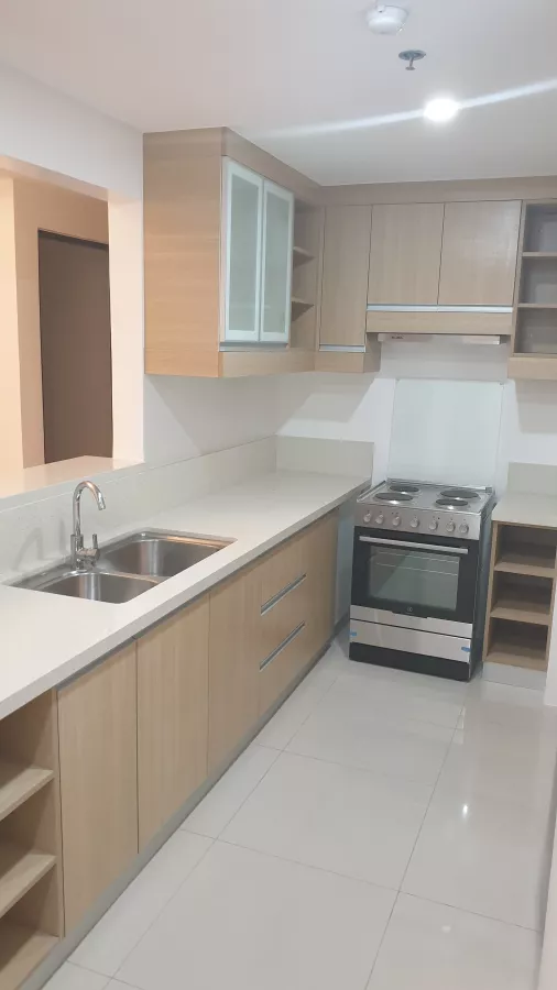 "Bristol Parkway Place 2 Bedroom Condo for Rent Alabang,Muntinlupa Nr. MCX SLEX"03