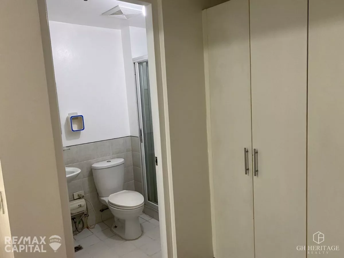 For Lease! Fully Furnished Three Bedroom Unit in Two Serendra Belize Tower03