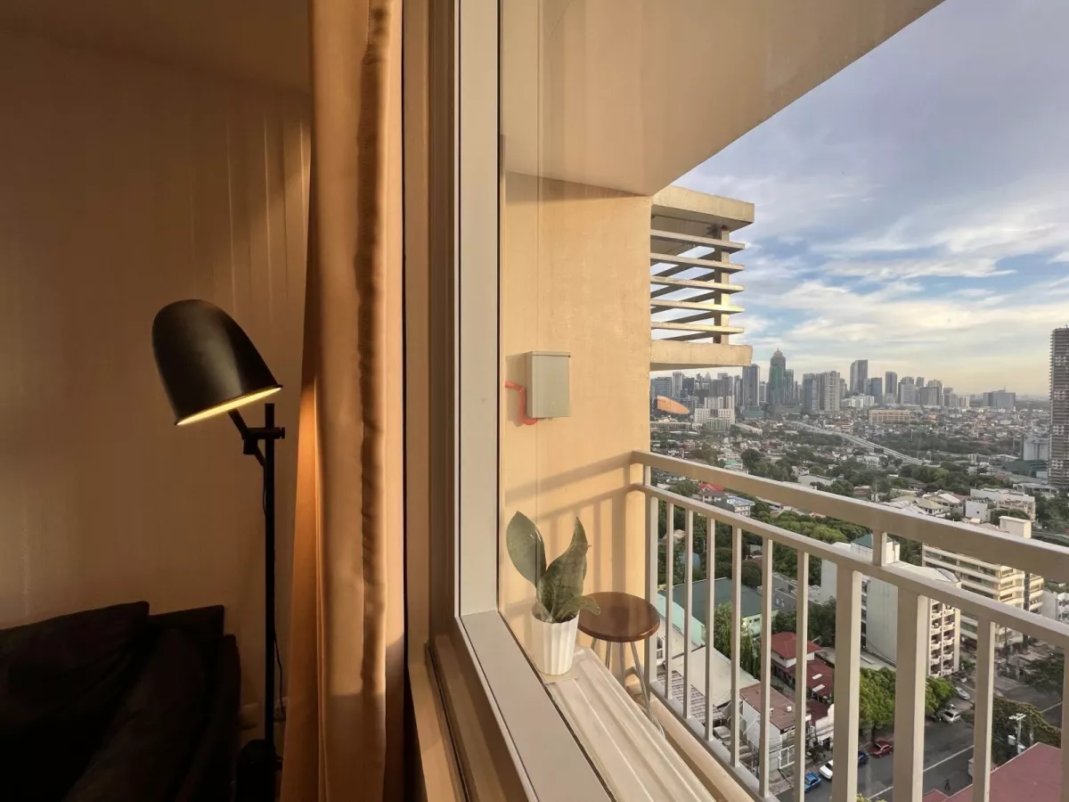 "The Vantage at Kapitolyo by Rockwell, Pasig,1 Bedroom Unit with Balcony for Rent"10