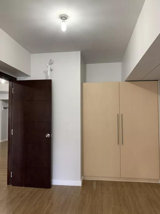 "Escala Salcedo, Makati City, 2 Bedrooms with Balcony for Rent"05