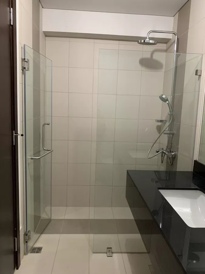 "Escala Salcedo, Makati City, 2 Bedrooms with Balcony for Rent"09