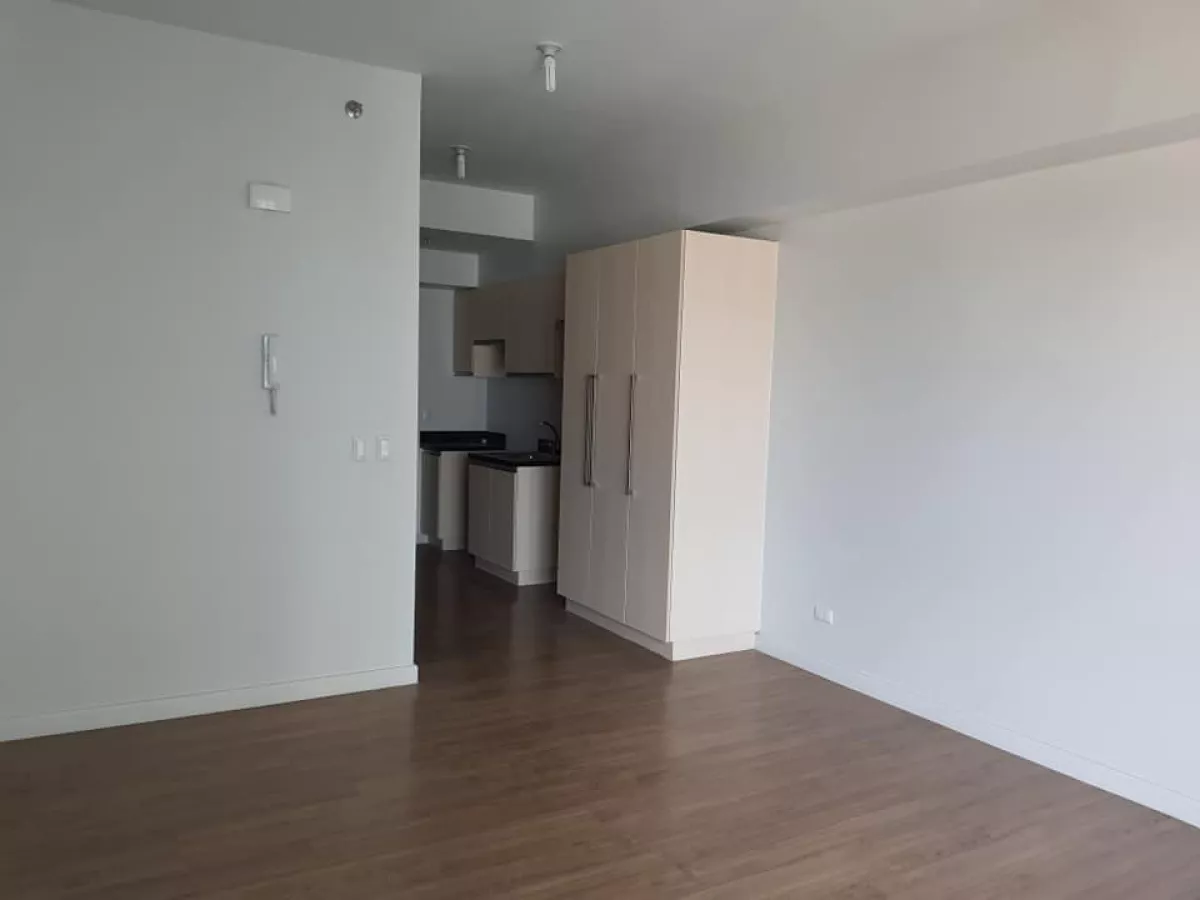 For Rent Solstice 1 Studio Condo Unit in Makati City01