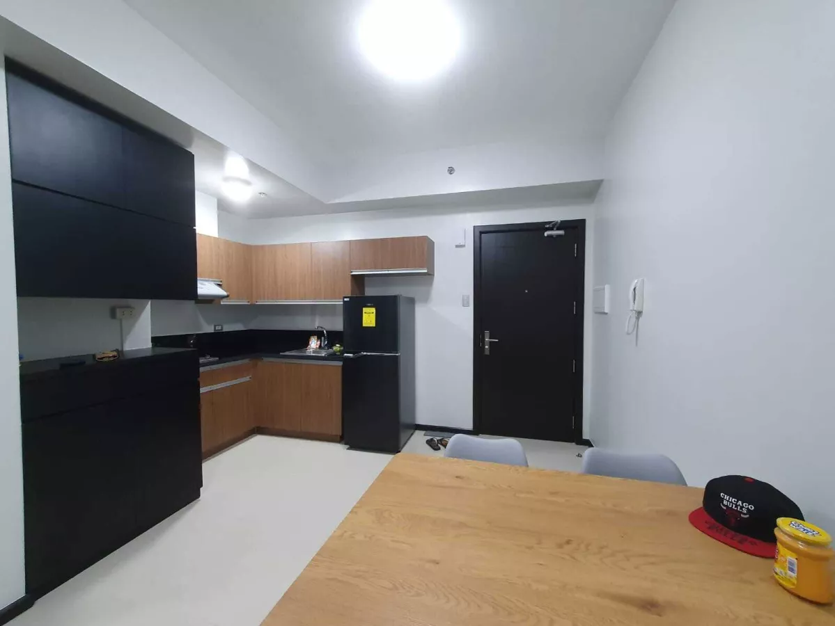 "The Fully Fursnished One Bedroom Unit for Rent in Radiance, Manila Bay Pasay"02
