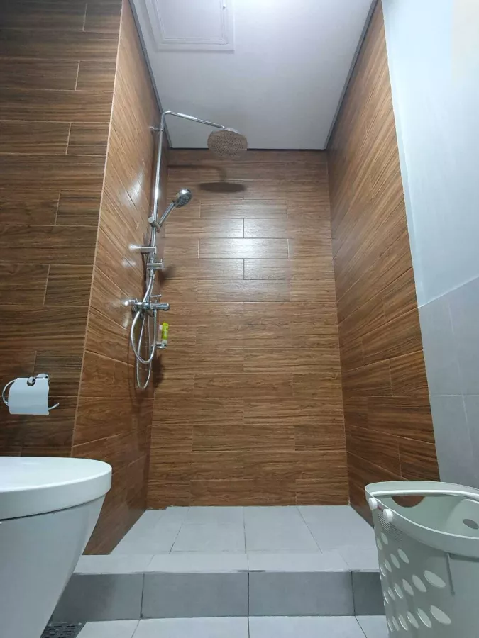 "The Fully Fursnished One Bedroom Unit for Rent in Radiance, Manila Bay Pasay"05