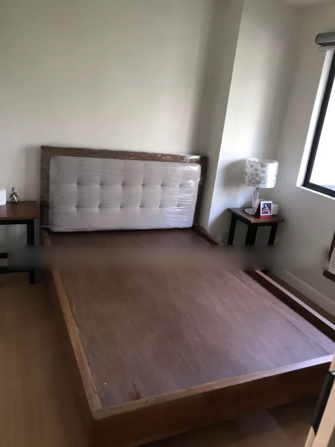 "Semi-Furnished Newly Renovated Condo Unit w/ Parking in BGC, Taguig"02