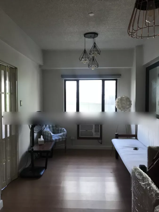 "Semi-Furnished Newly Renovated Condo Unit w/ Parking in BGC, Taguig"04