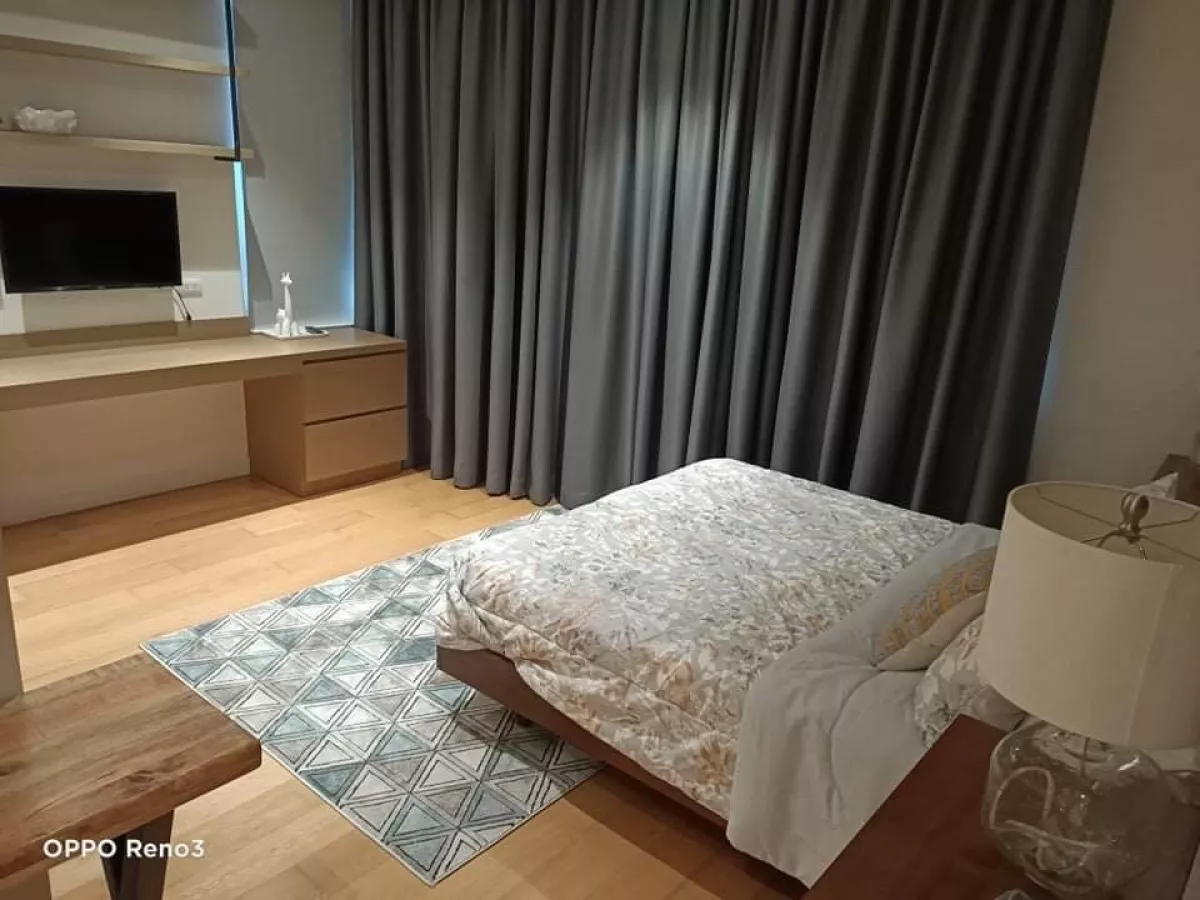 2 Bedroom Unit at Park Terraces Point Tower for Lease - Makati City10